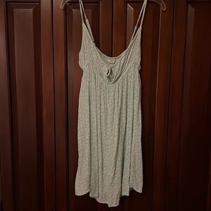 Billabong lightweight dress for summer. Fun dress or cover-up.